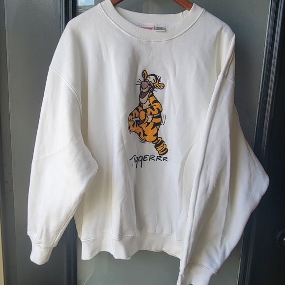 VTG RARE 90's Disney Mickey White Sweater Embroidered Jumping Tiger XXL Unisex - Picture 2 of 14